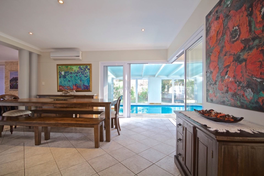 5 Bedroom Property for Sale in Sunset Beach Western Cape